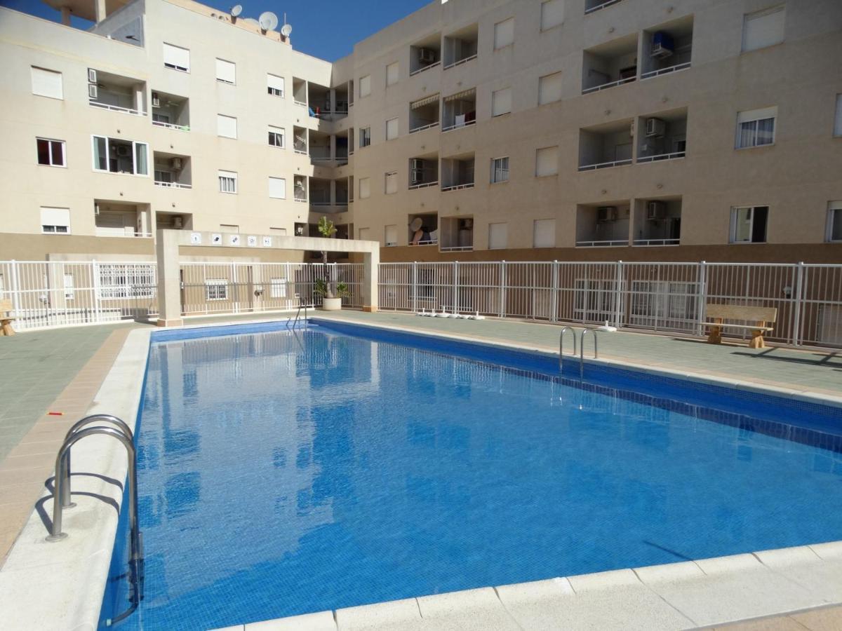 Apartamento Laguna Rosa Torrevieja Exterior foto